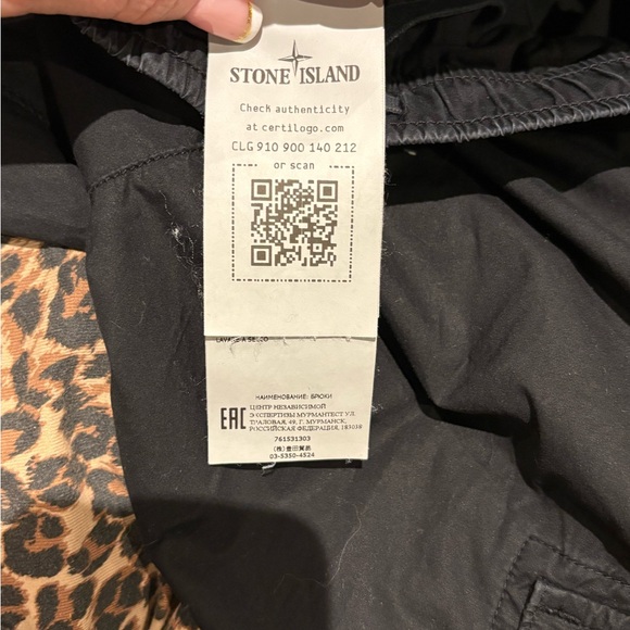 Stone Island Black Cargo Pants - Picture 6 of 10